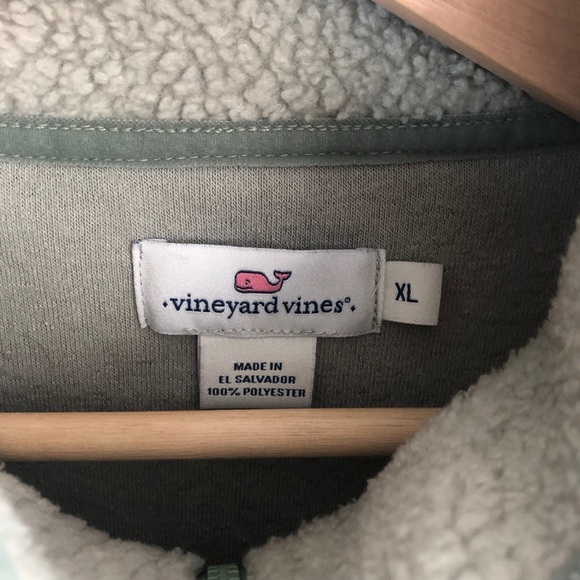 Vineyard Vines Men’s Sweater Vest - Picture 4 of 9